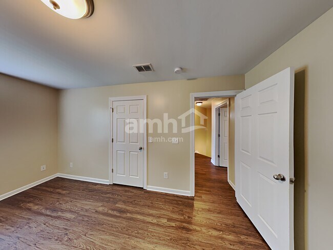 Building Photo - 1628 Antebellum Dr