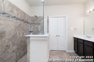 Building Photo - 11323 Simply Spot