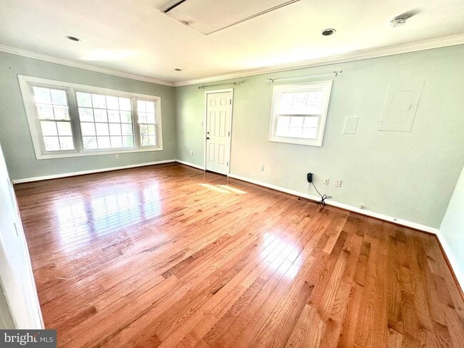 Building Photo - 4128 Point Hollow Ln