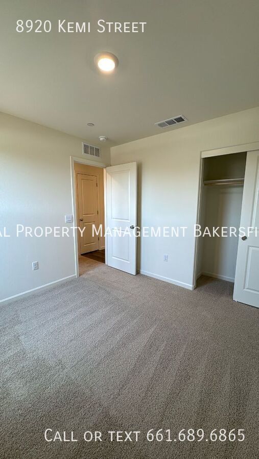 Building Photo - 8920 Kemi St