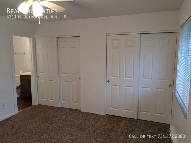 Building Photo - 5311 N Detroit Ave