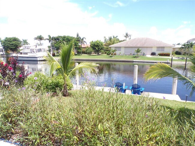 Building Photo - 2810 Via Paloma Dr