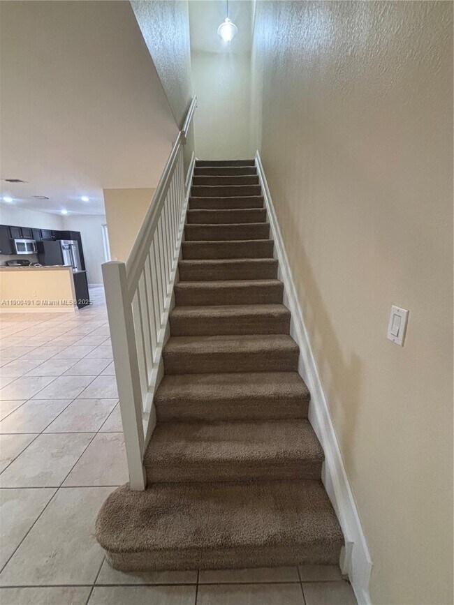 Building Photo - 9456 SW 171st Pl