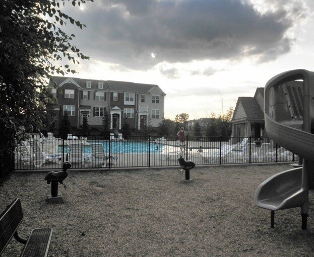 Building Photo - 44721 Ellery Ln