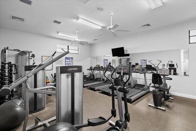 Building Photo - 3852 Wendy Anne Cir