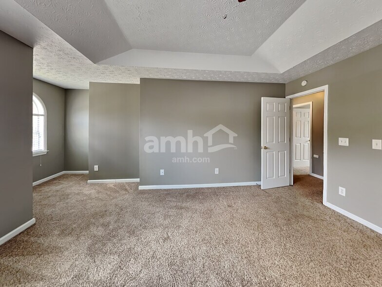 Building Photo - 3101 Canter Ct