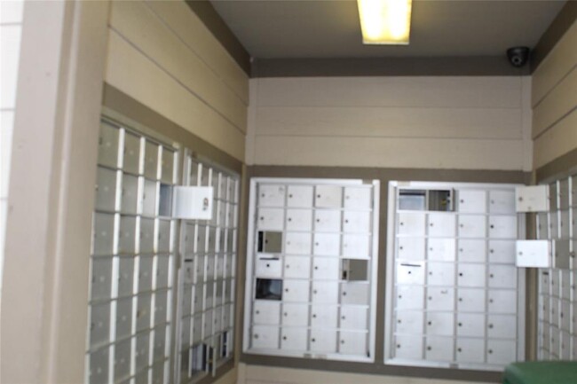 Building Photo - 6001 Reims Rd