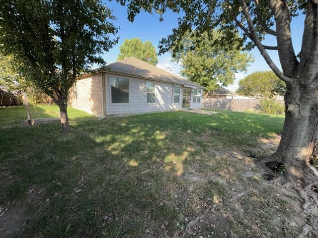 Building Photo - 3003 Elderberry Dr