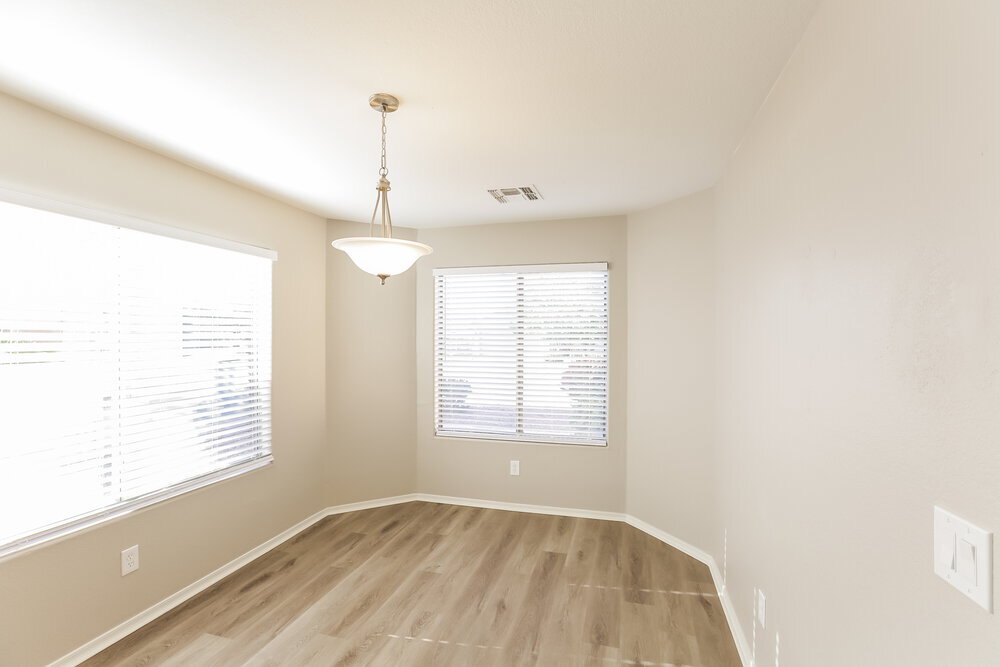 Building Photo - 8156 W Hammond Ln