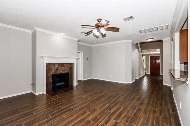 Building Photo - 2540 Pelican Dr