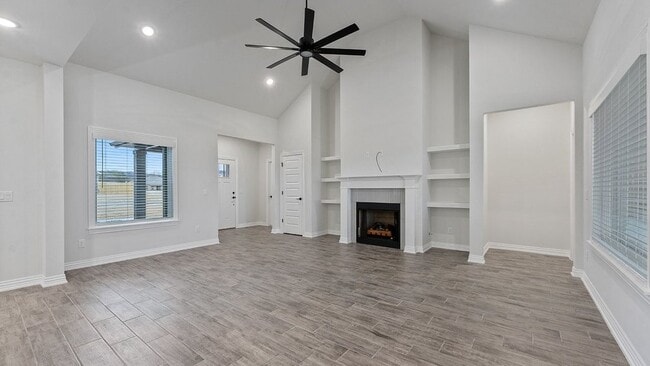 Building Photo - 109 N Panther Ave