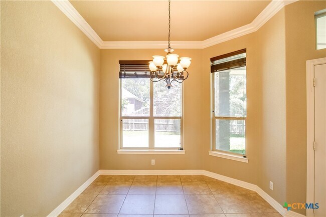 Building Photo - 2527 Leatherwood Dr