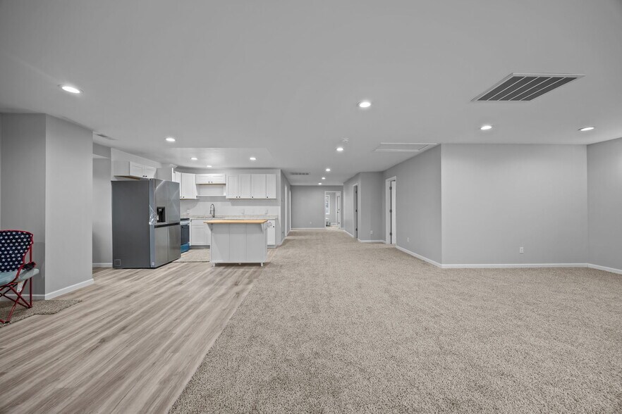 Building Photo - 3613 River Rd