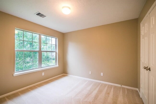 Building Photo - 11314 Sandermeyer Dr