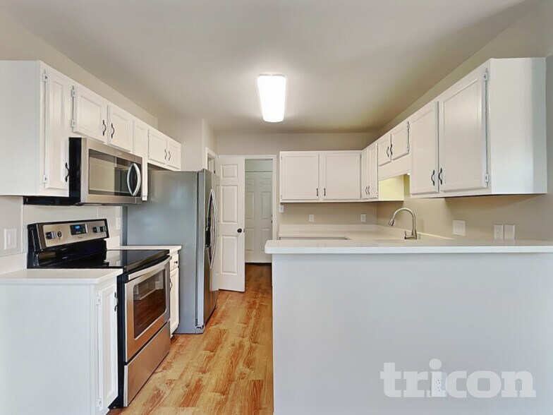 Building Photo - 4158 Ringtail Ct SE