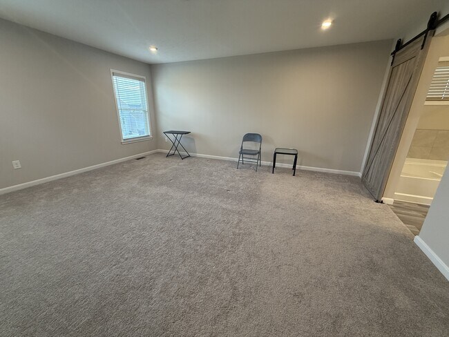 Building Photo - 6964 Briarcliff Ct