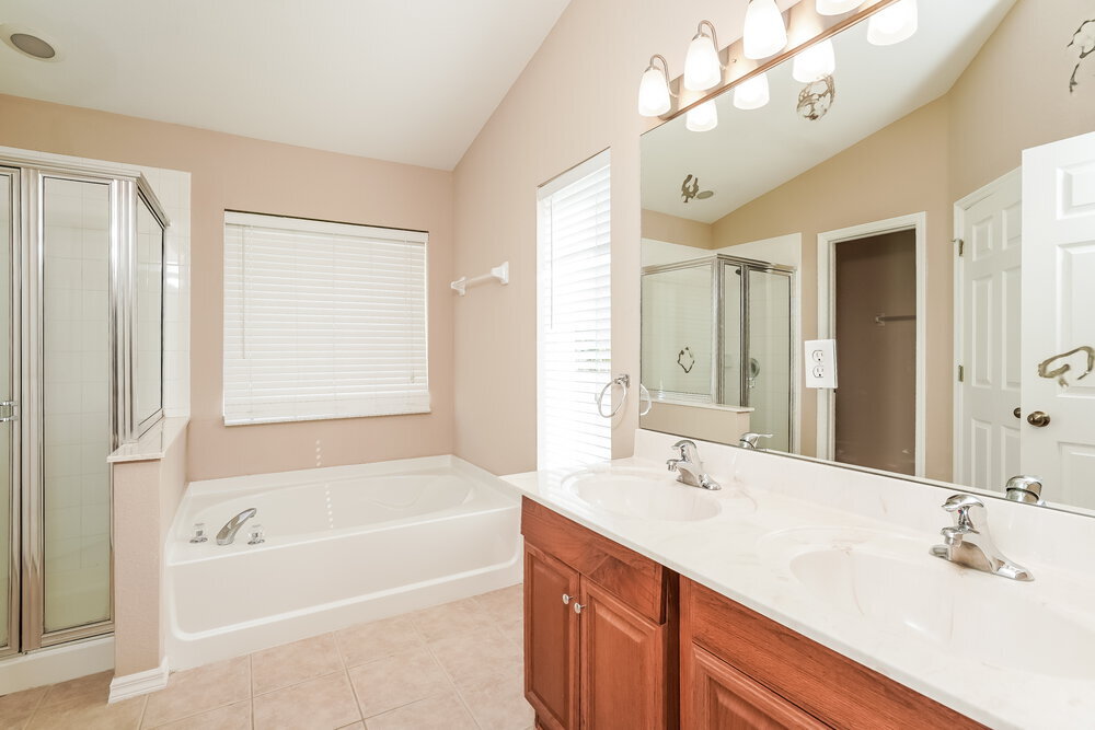 Building Photo - 11341 Lake Cypress Loop