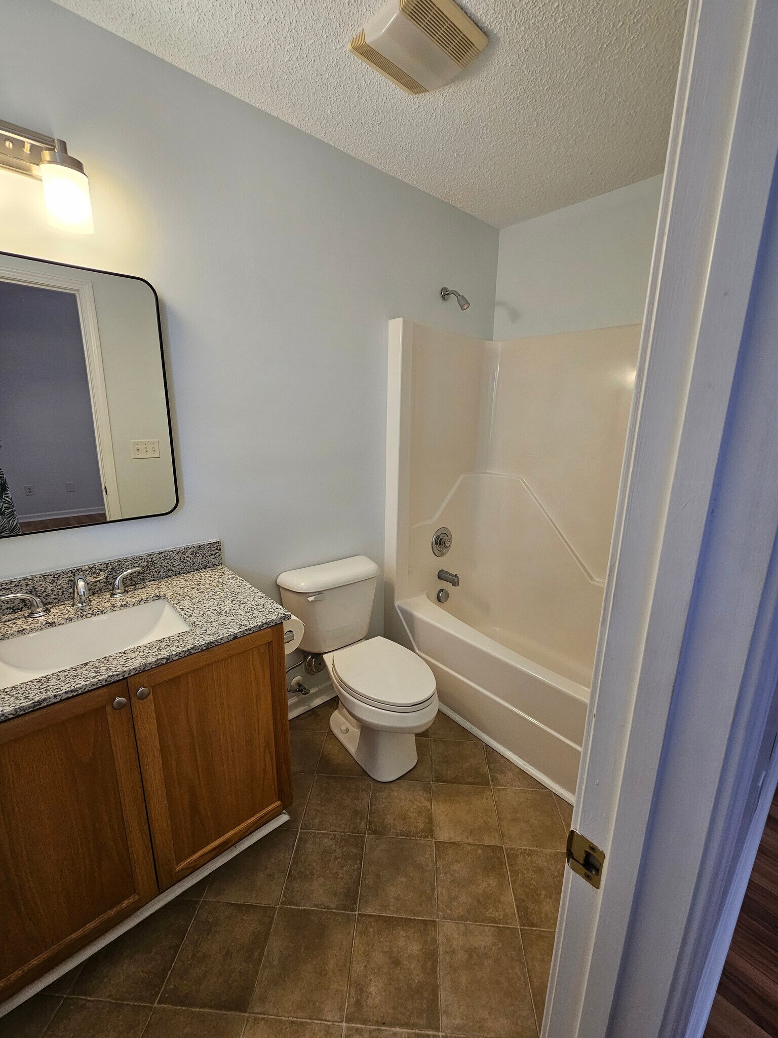 Building Photo - 417 Brecknock Ct