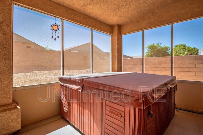 Building Photo - 4926 Mesa Blanca Way