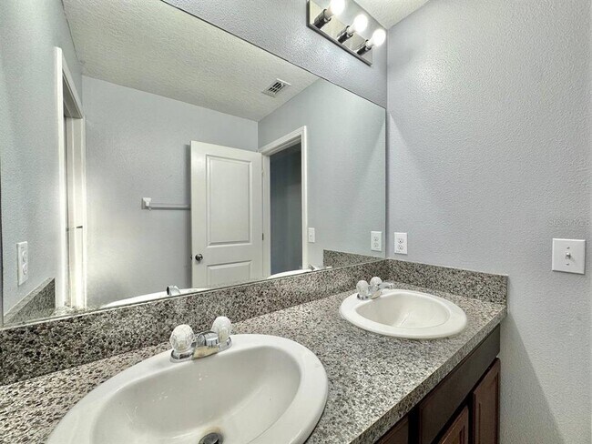 Building Photo - 6533 Trent Creek Dr