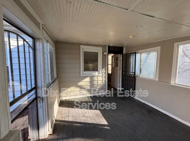 Building Photo - 3517 Trimble Ave