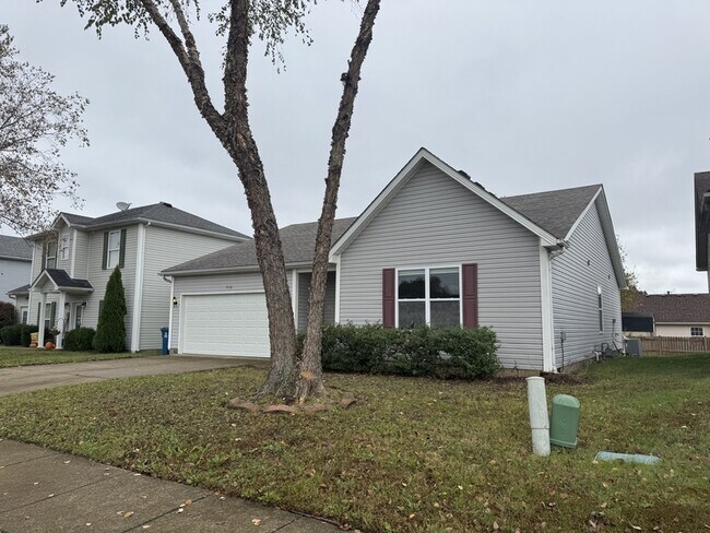 Building Photo - 9708 Stream View Trail