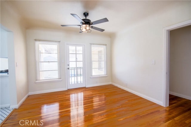 Building Photo - 1040 W Almond Ave