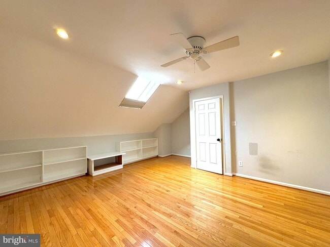 Building Photo - 1318 Dewitt Ave