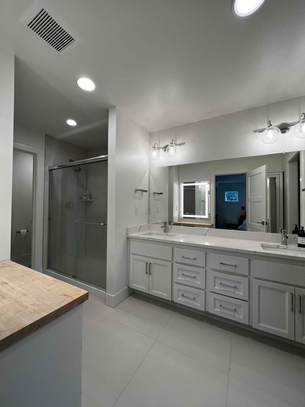 Building Photo - 12048 NE 108th St