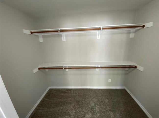 Building Photo - 805 Bois D Arc St