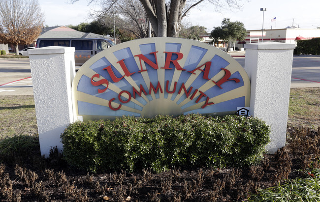 Building Photo - Sunray Community