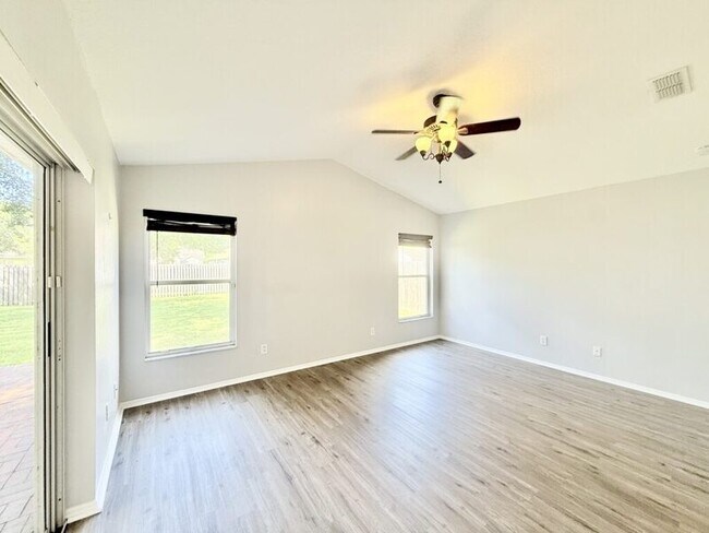 Building Photo - 4768 Ridgemoor Cir