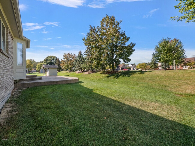 Building Photo - 50247 Cheltenham Dr