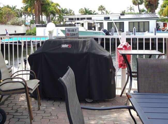 Building Photo - 2020 Terra Mar Dr