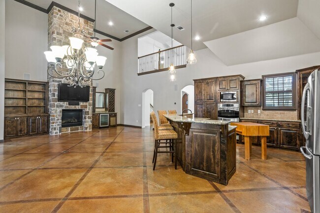 Building Photo - 3744 W Biddison St