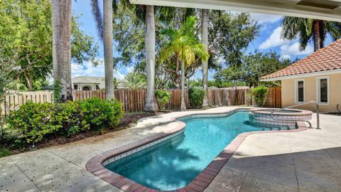 Building Photo - 6813 Viento Way