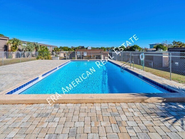 Building Photo - 405 Marshall Ct