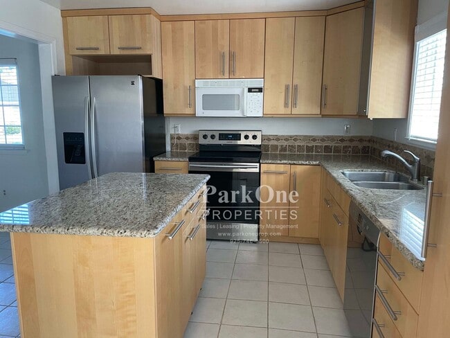 Building Photo - Coming Soon! Nicely Updated Home in Clayton!
