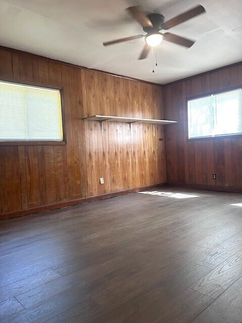 Building Photo - 3336 Park Ave