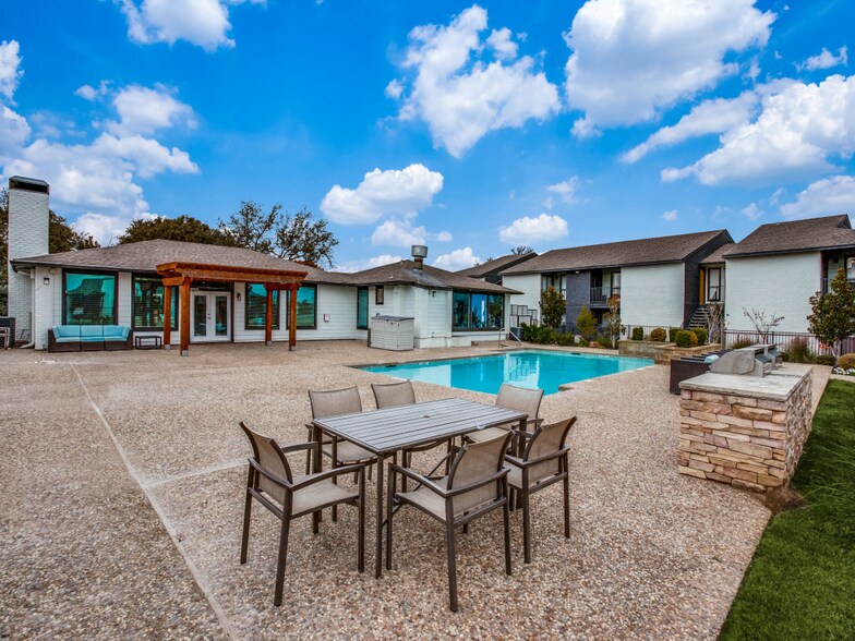 Decker Apartment Homes 6351 Vega Dr Fort Worth TX 76133 Apartment