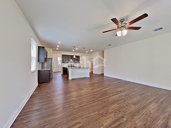 Building Photo - 105 Moultrie Crossing Ln