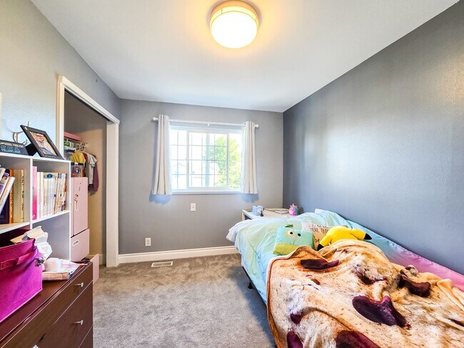 Building Photo - 4BD/2.5BA Monroe Home