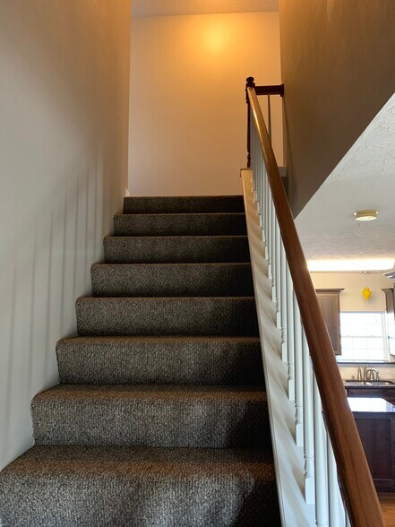 Building Photo - 4201 Bridlepath Pl