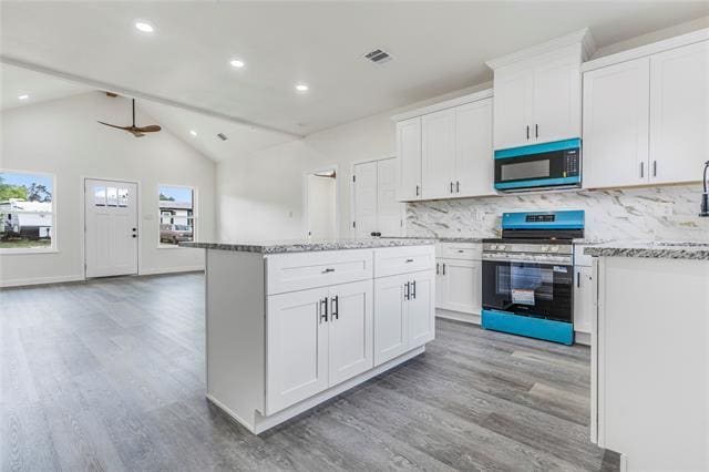 Building Photo - 3426 Sumac Dr