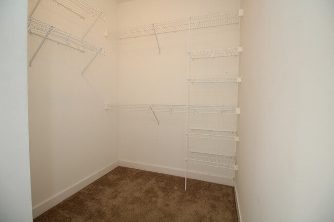 Building Photo - 4447 N Kedzie Ave