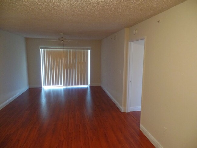 Building Photo - 3844 Lyons Rd