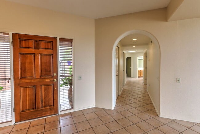 Building Photo - San Ignacio Vistas - Green Valley (Age Restricted community, at least one person must be 55 or ol...