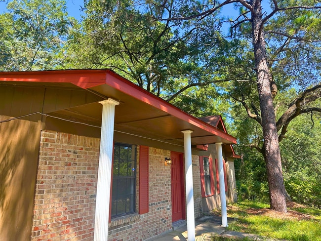 Building Photo - 6057 Scottsdale Ct