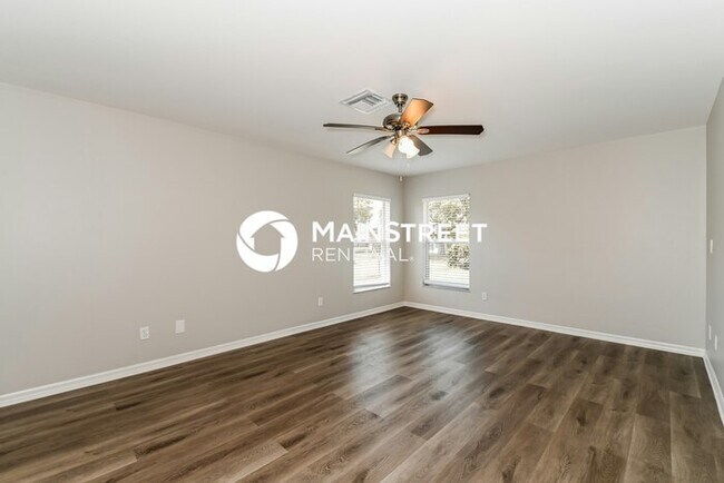 Building Photo - 3 Bedroom Pet-Friendly Home in Cape Coral, FL with Main Street Renewal