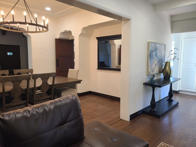 Building Photo - 359 Heather Heights Ct